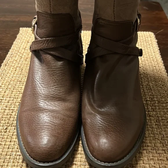 Azura Tall Boots - Picture 5 of 12